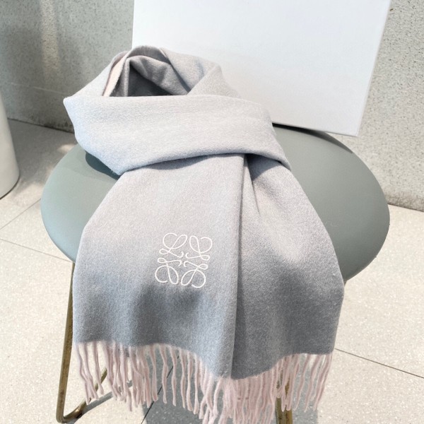 Scarf-Loe-185