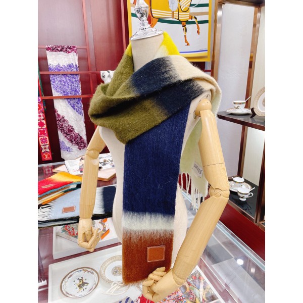 Scarf-Loe-189