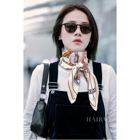 Scarf-lv-105