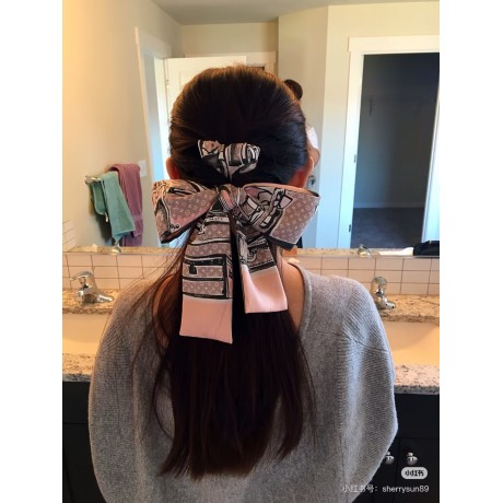 Scarf-lv-168