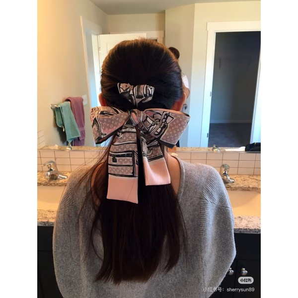 Scarf-lv-168