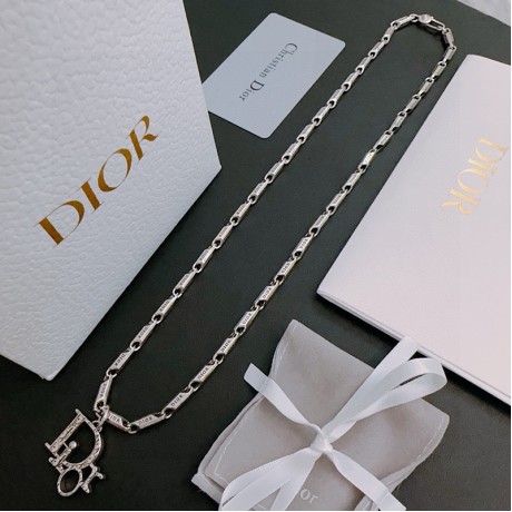 Shi-Dior-103