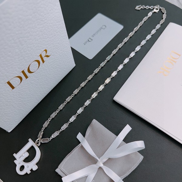 Shi-Dior-105