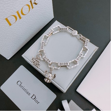Shi-Dior-145