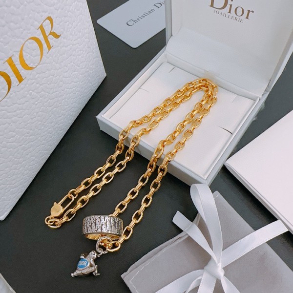 Shi-Dior-147