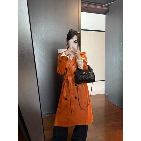Yi-burberry-001