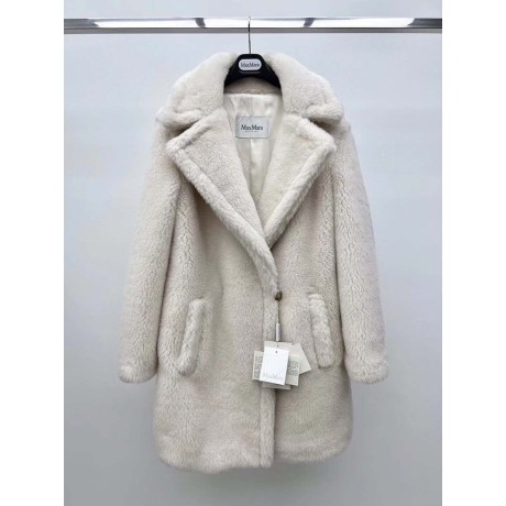 Yi-burberry-030