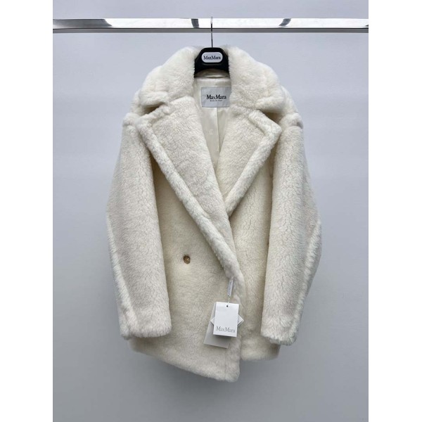 Yi-burberry-043