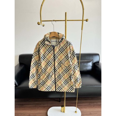 Yi-burberry-065