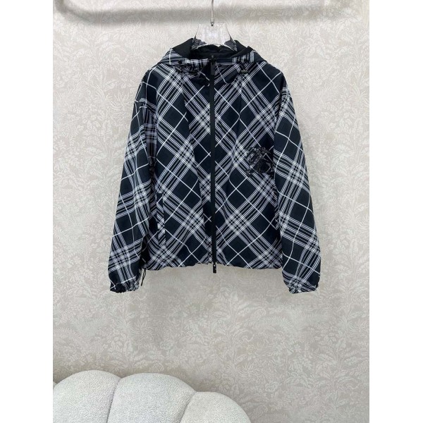 Yi-burberry-078