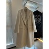 Yi-Loewe-003