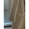 Yi-Loewe-003