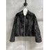 Yi-Loewe-005