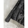 Yi-Loewe-005