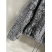 Yi-Loewe-006