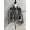 Yi-Loewe-009