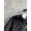 Yi-Loewe-010