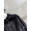 Yi-Loewe-010