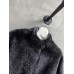 Yi-Loewe-010
