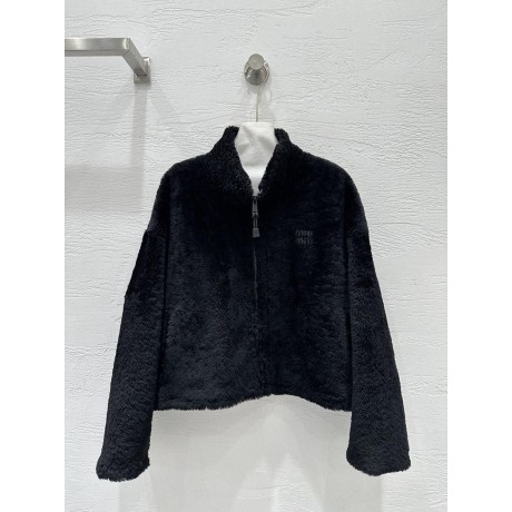 Yi-miumiu-002