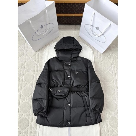Yi-Prada-005
