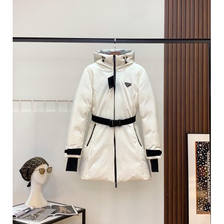 Yi-Prada-044
