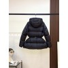 Yi-Prada-065