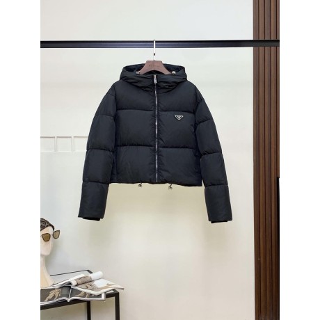 Yi-Prada-071