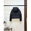Yi-Prada-071