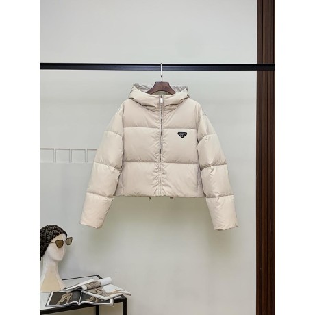 Yi-Prada-072