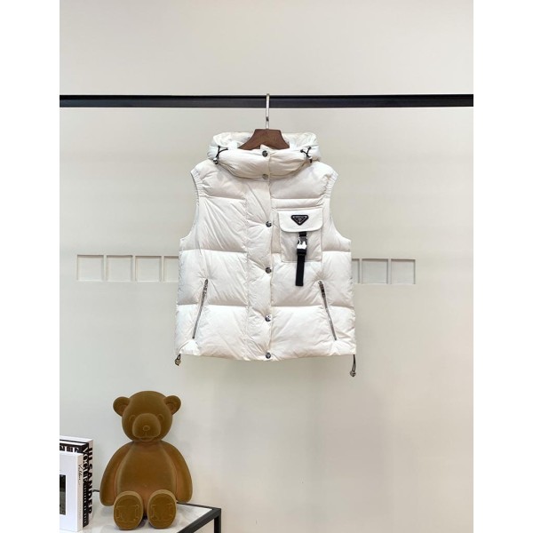 Yi-Prada-074