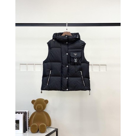 Yi-Prada-076