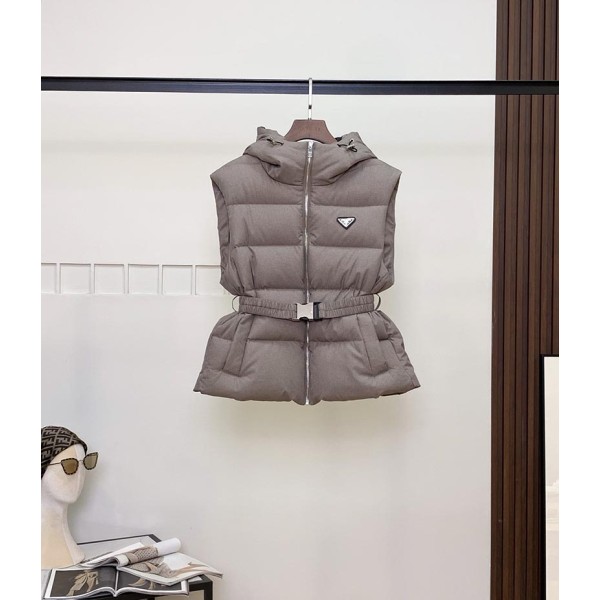 Yi-Prada-078