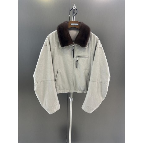 Yi-Prada-085
