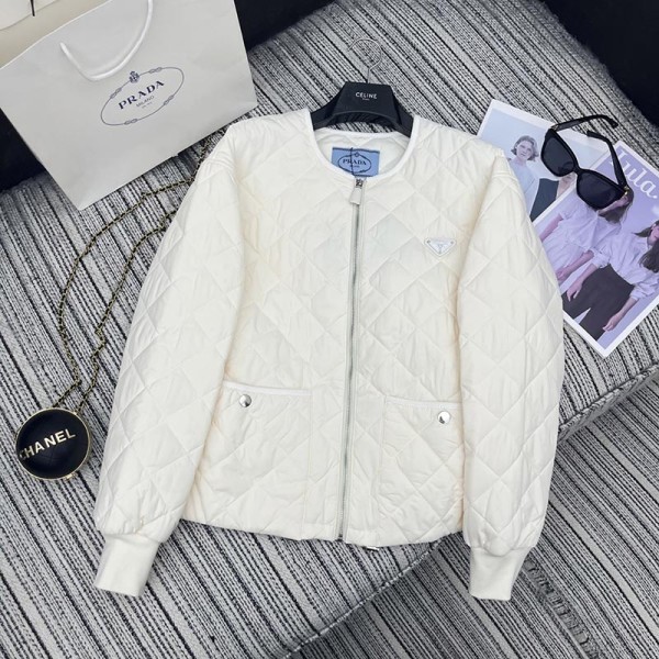 Yi-Prada-086