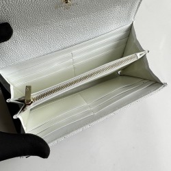 8002シャネル 財布 サイズ：19x10 cm
