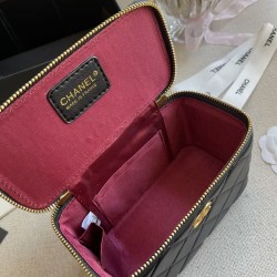 シャネル 財布 サイズ：18cm