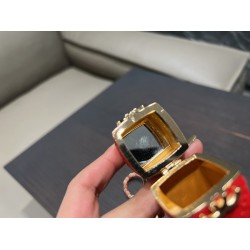 シャネル 財布 