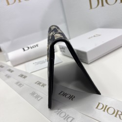 Dior クリスチャンディオール財布  サイズ：10x14x2.5cm