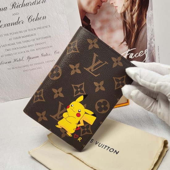 M60410 Vivienne Holidays 2022 ヴィトン財布10 x 14 x 2.5cm M60410 Vivienne Holidays 2022 ヴィトン財布10 x 14 x 2.5cm